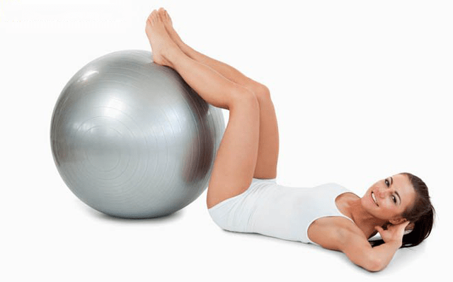 ejercicios con pelota de gimnasia para varices